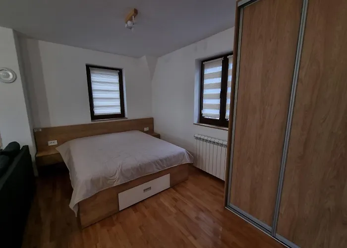 Hedonik 롯지 Divčibare